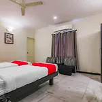 Hotel Elite Suites Mount Road