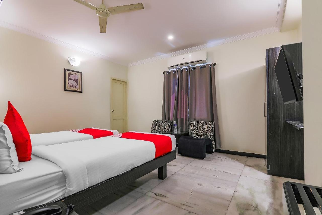 Hotel Elite Suites Mount Road