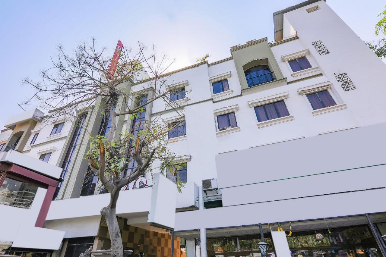 Elite Suites Mount Road *